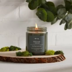 Bürolampen Verkäufe 44 Tinted Glass Vetiver + Moss Lidded Jar Candle Green 8oz - Threshold™