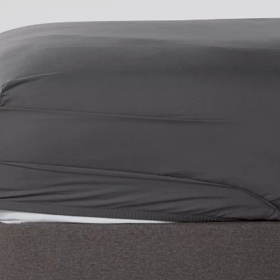 300 Thread Count Ultra Soft Fitted Sheet - Threshold Light Blue 6 300 Thread Count Ultra Soft Fitted Sheet - Threshold Light Blue - Image 4